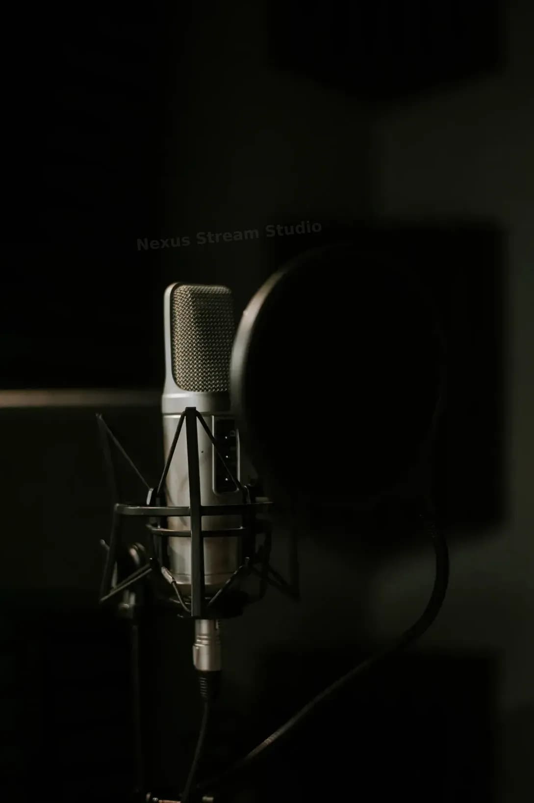 Nexus Stream Studio 14